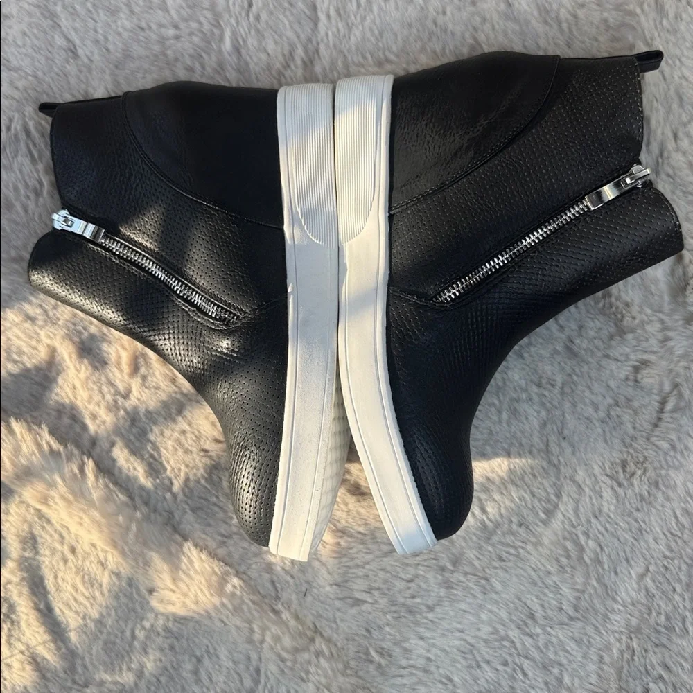 Journee Collection | Pennelope Wedge Sneaker Perforated Black Booties, Size 9.5